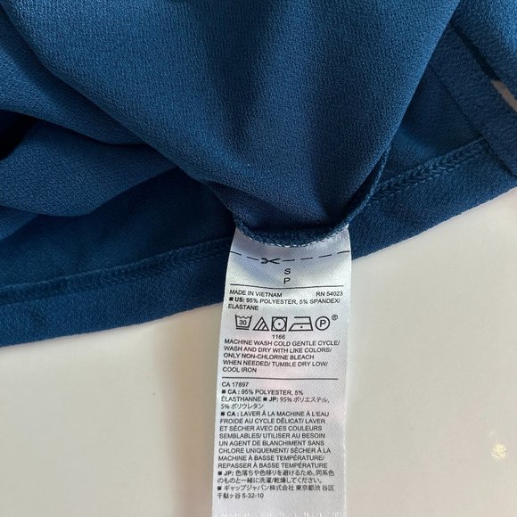 Banana Republic Fancy Back Blouse (NWT) - Picture 5 of 6